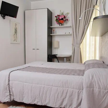B&B Napoli Plebiscito Esterno foto